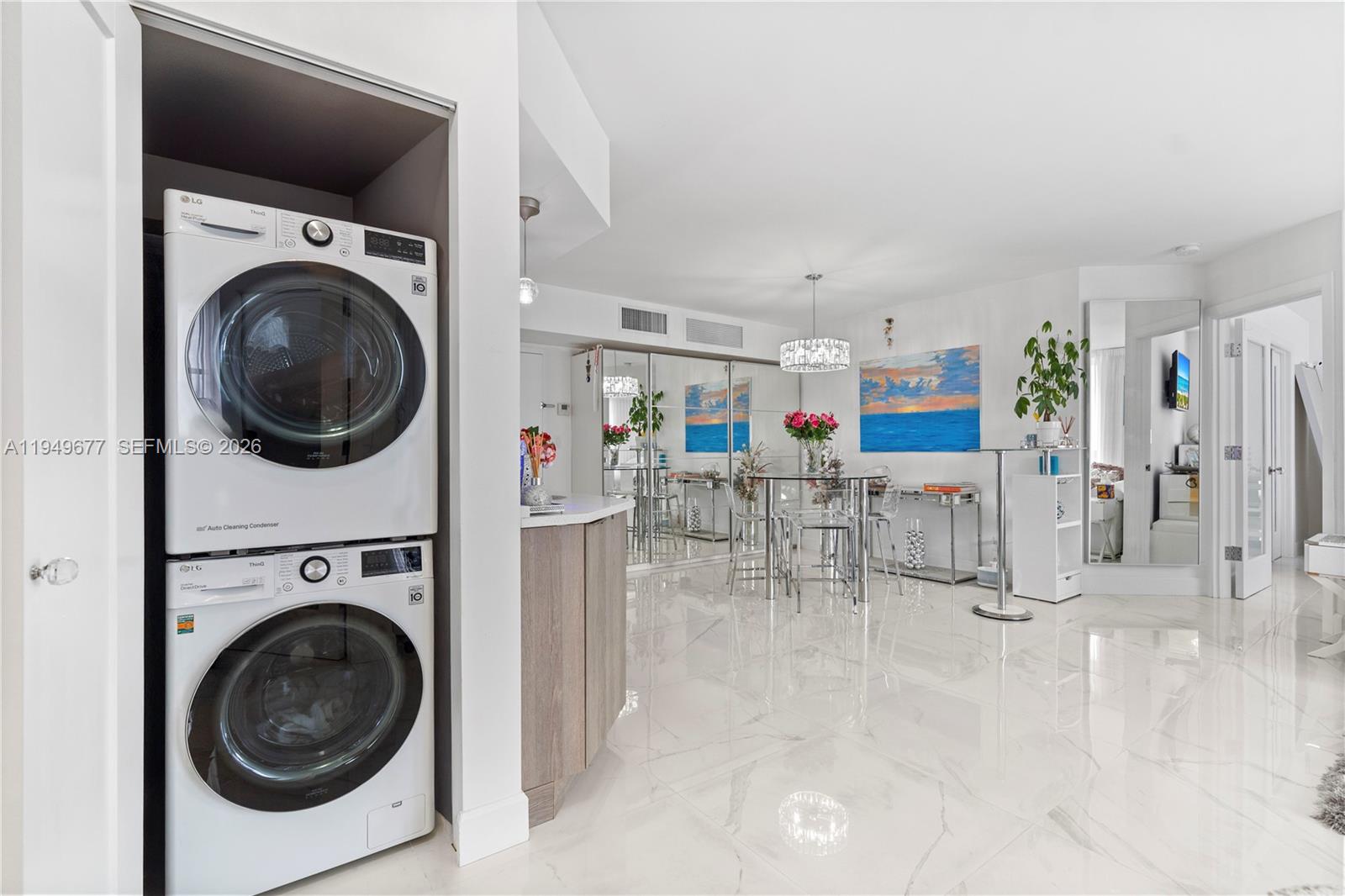 MYSTIC POINTE CONDO NO ON - Residential