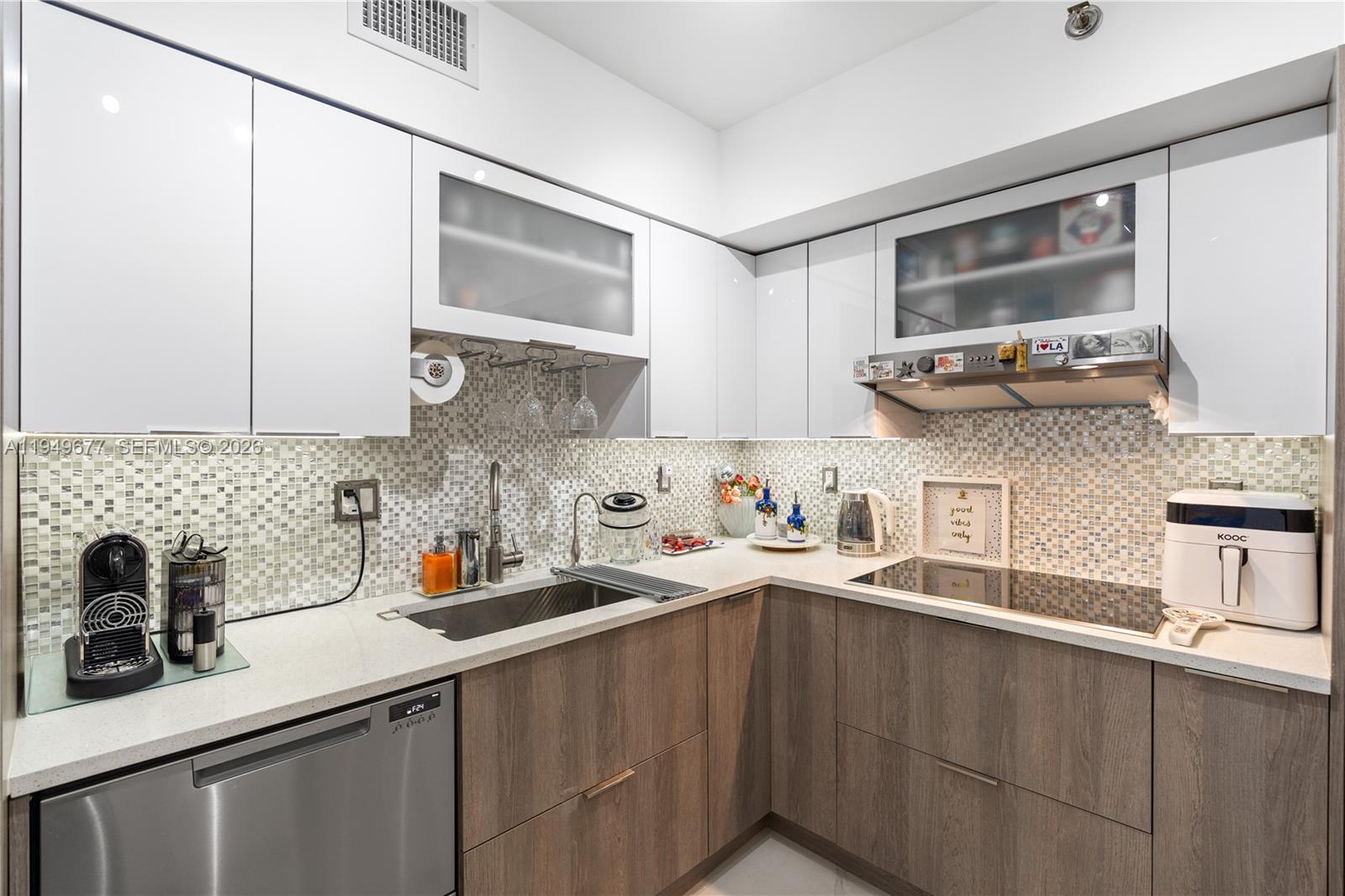 MYSTIC POINTE CONDO NO ON - Residential