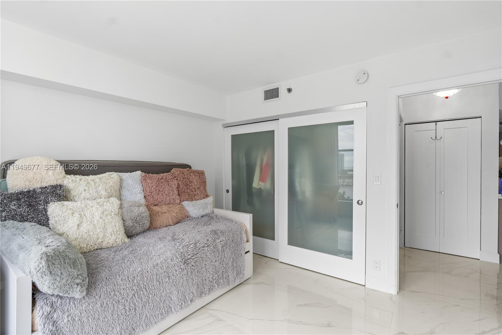 MYSTIC POINTE CONDO NO ON - Residential