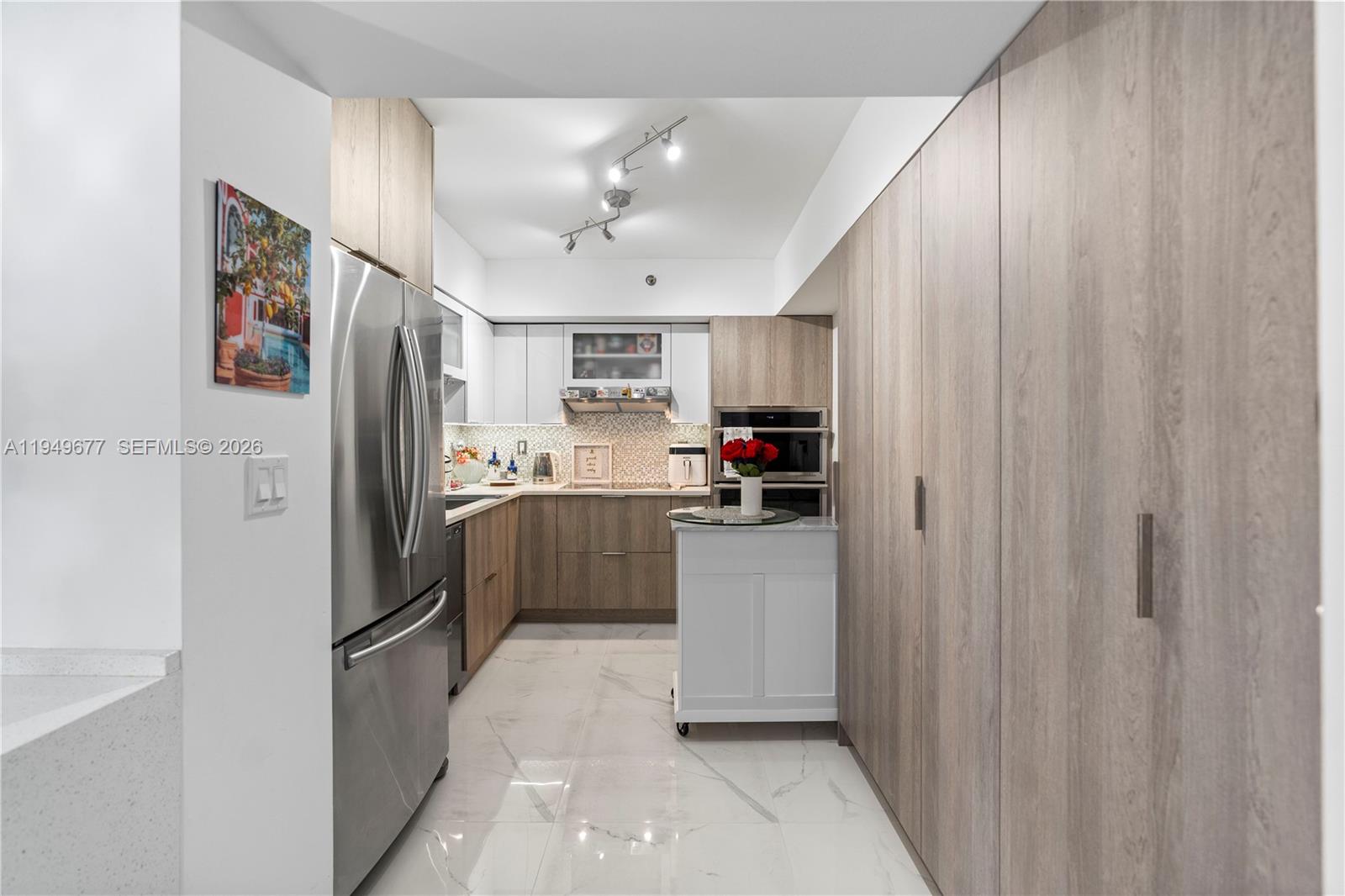 MYSTIC POINTE CONDO NO ON - Residential