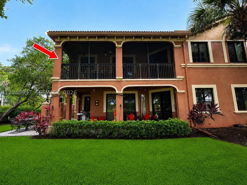 Photo of 2767 Kinsington Cir #8-4, Weston, FL 33332 (MLS # A12040997)