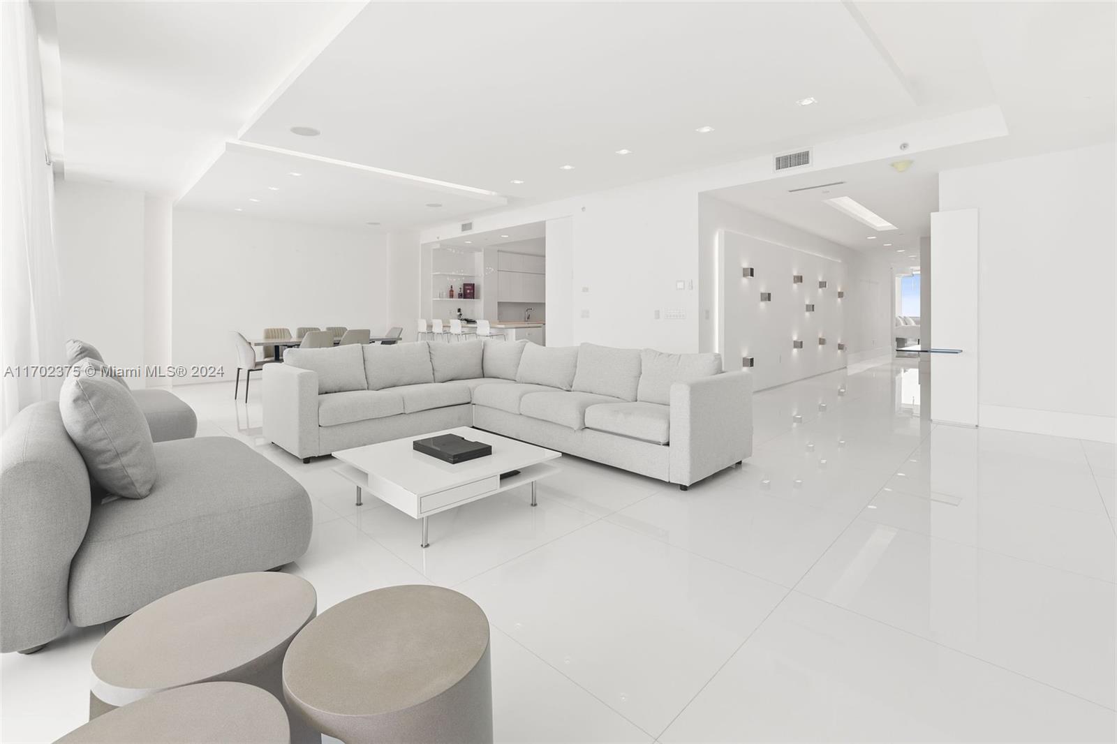 BAL HARBOUR NORTH SOUTH C - Residential