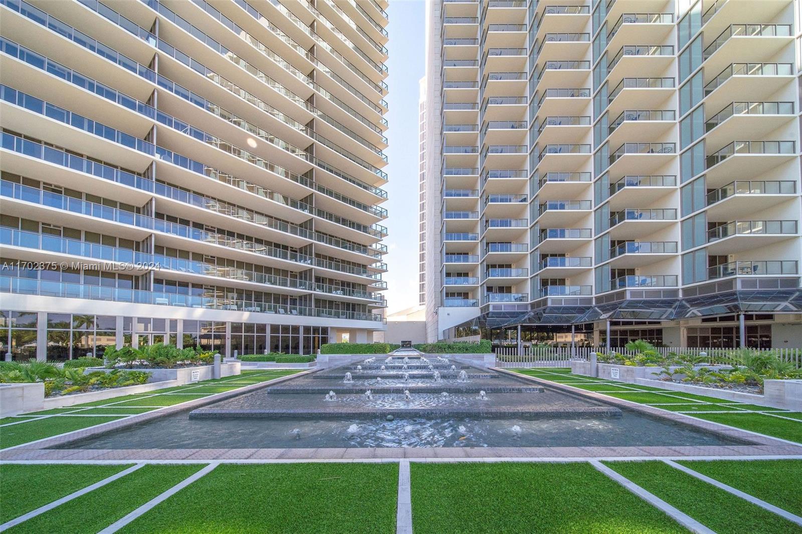 BAL HARBOUR NORTH SOUTH C - Residential