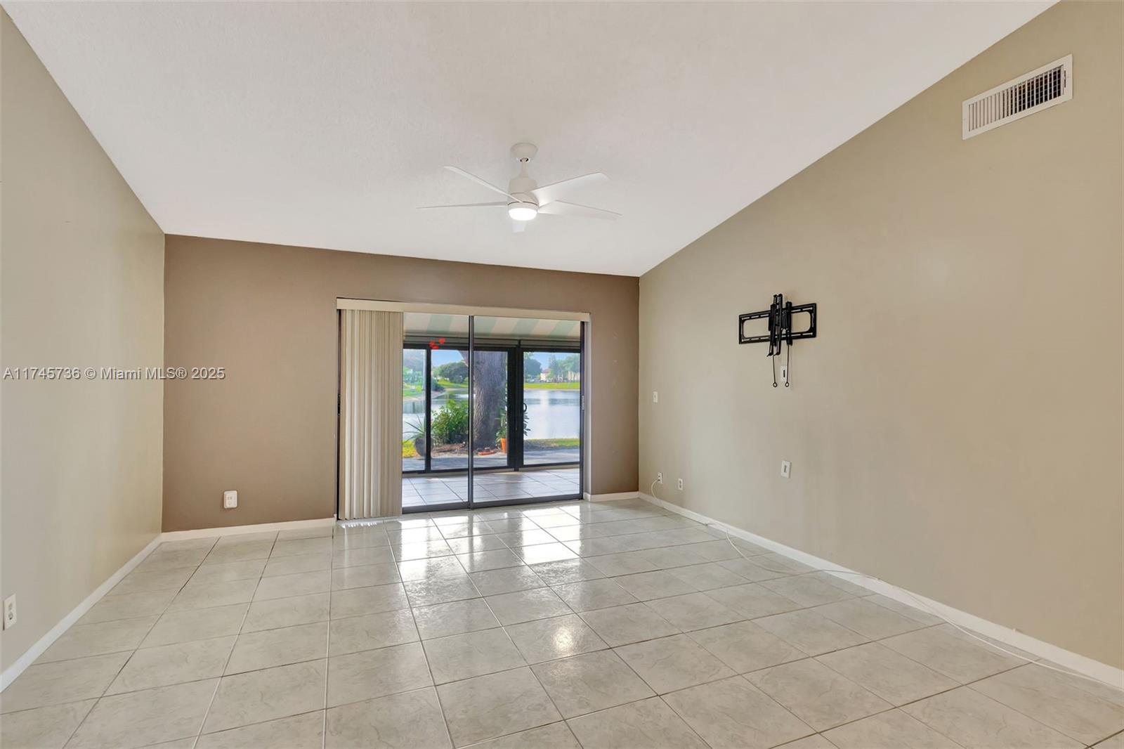 PINE RIDGE AT HAVERHILL C - Residential