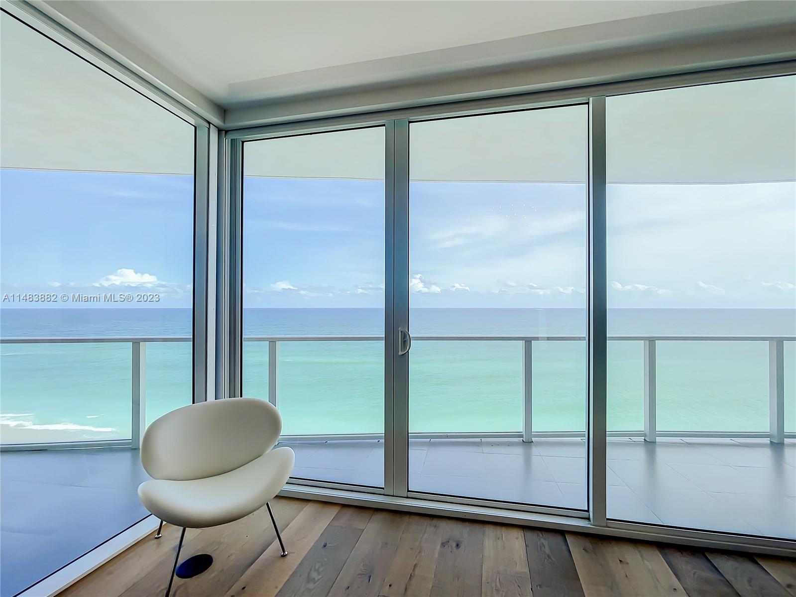 APOGEE BEACH CONDOMINIUM - Residential