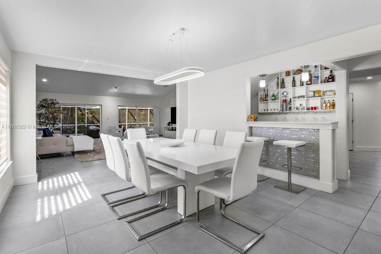 PALM-AIRE OAKS COURSE EST - Residential