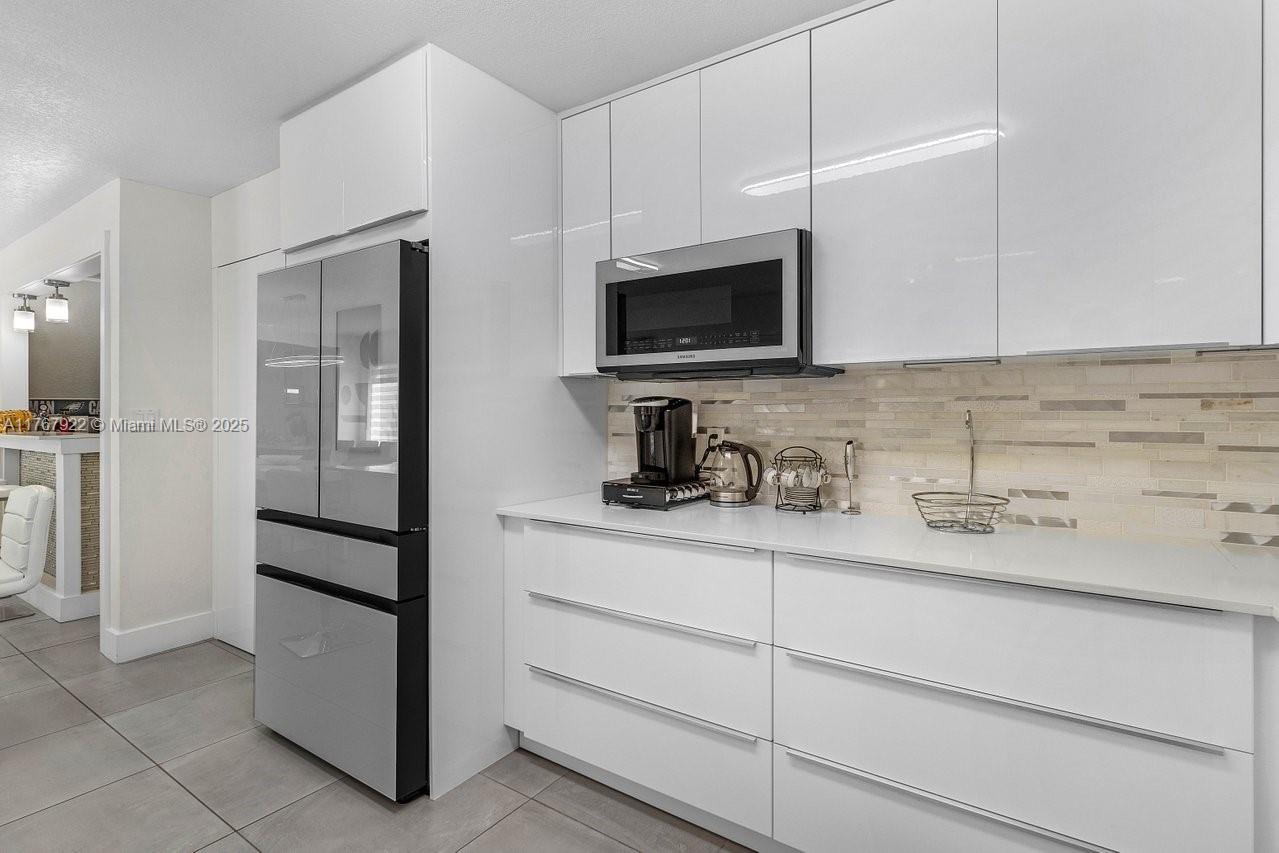 PALM-AIRE OAKS COURSE EST - Residential