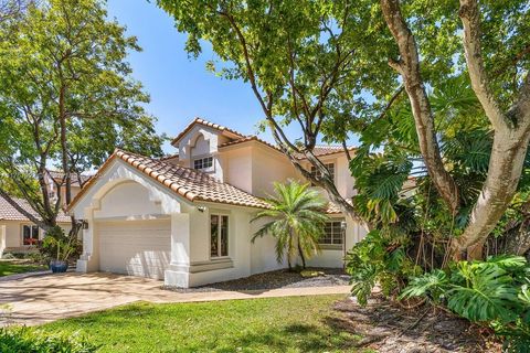 517 Misty Oaks Dr Pompano Beach FL 33069