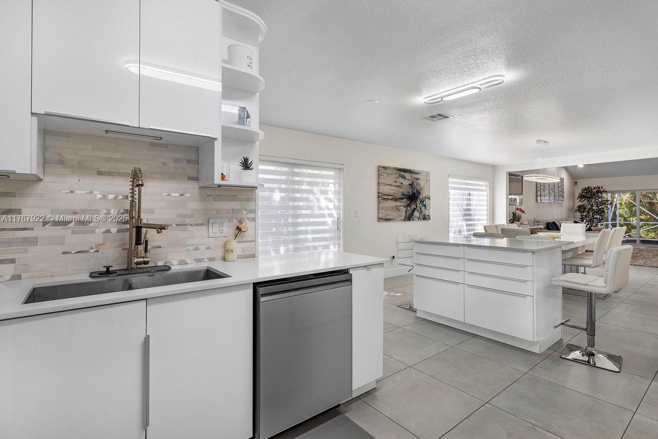 PALM-AIRE OAKS COURSE EST - Residential