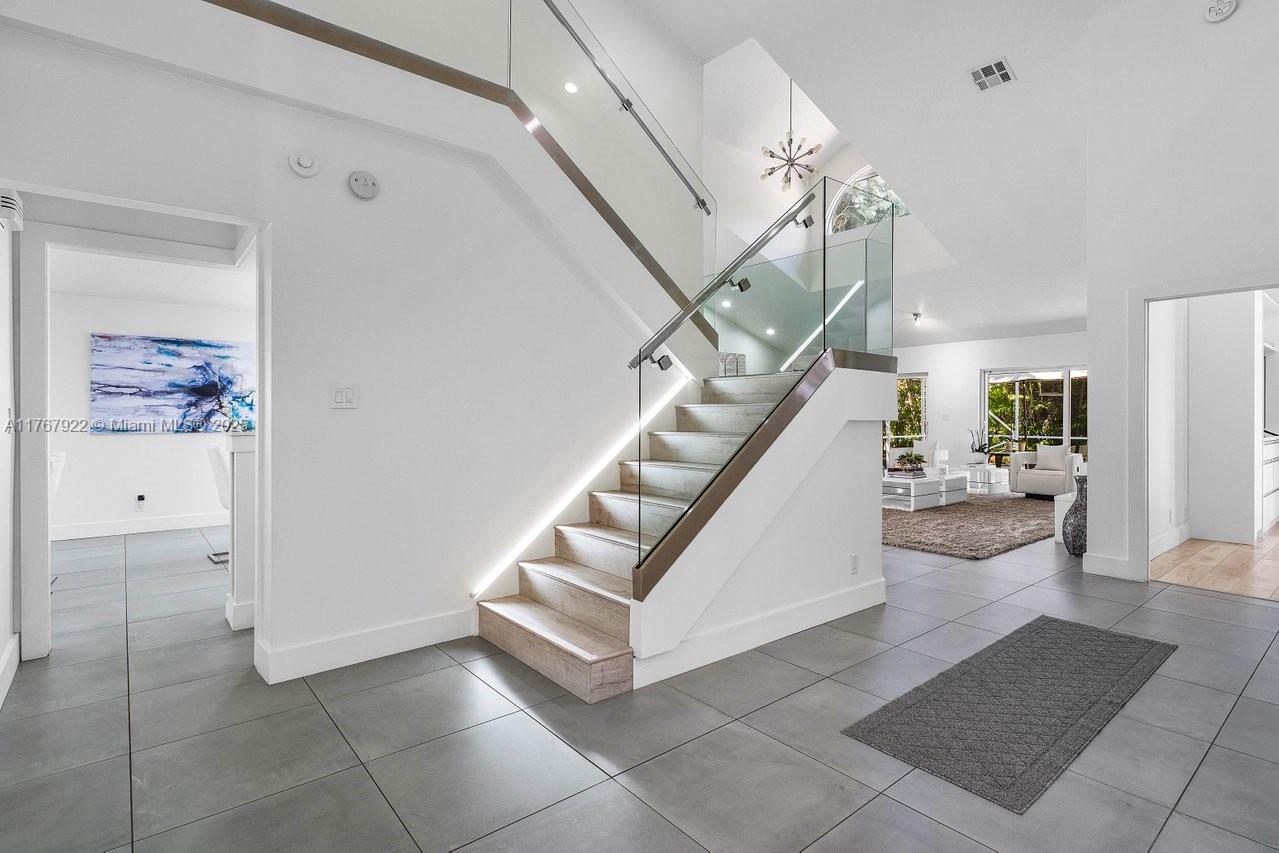 PALM-AIRE OAKS COURSE EST - Residential