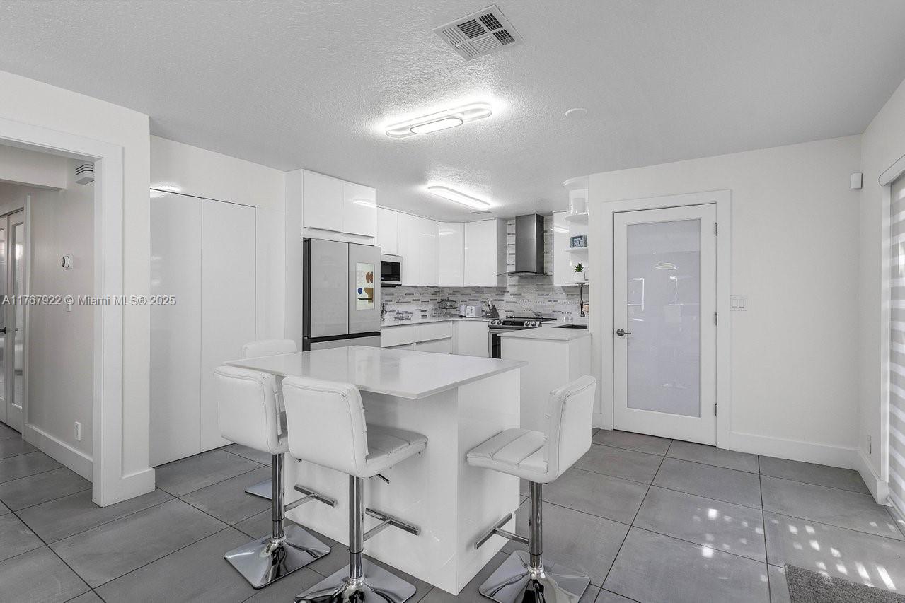 PALM-AIRE OAKS COURSE EST - Residential