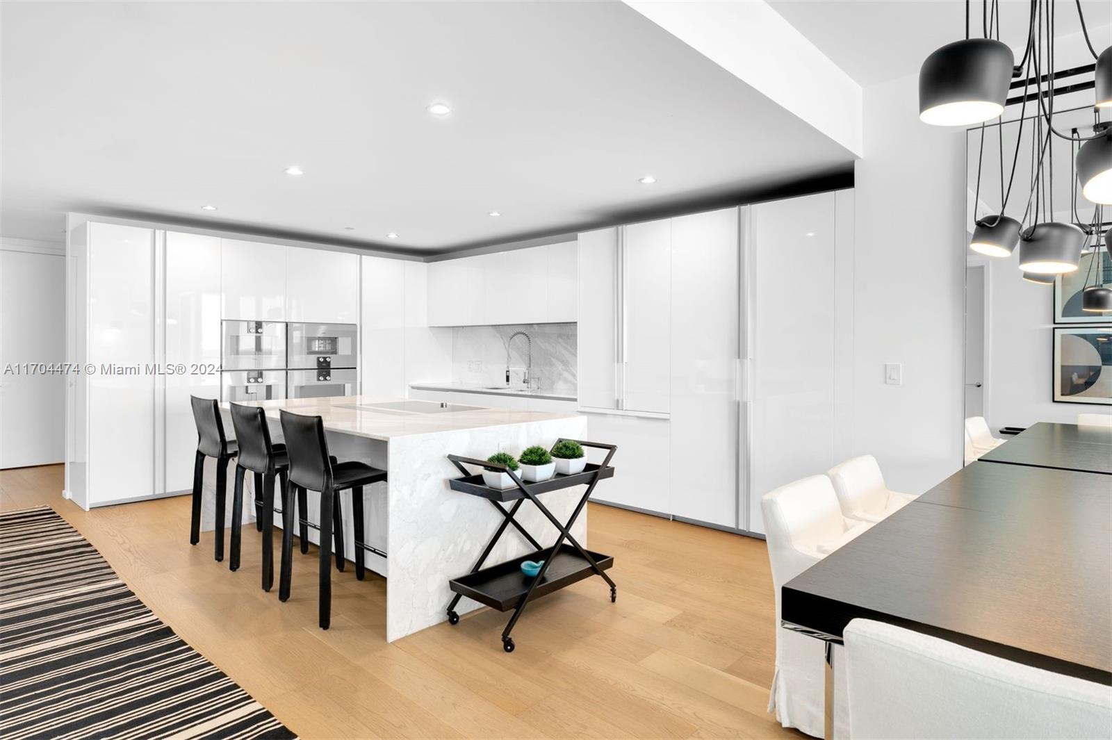 OCEANA BAL HARBOUR CONDO - Residential