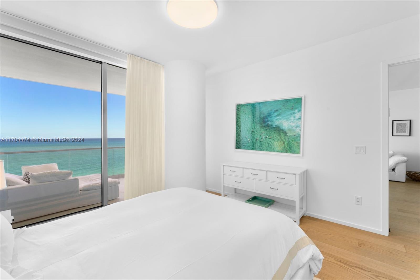 OCEANA BAL HARBOUR CONDO - Residential