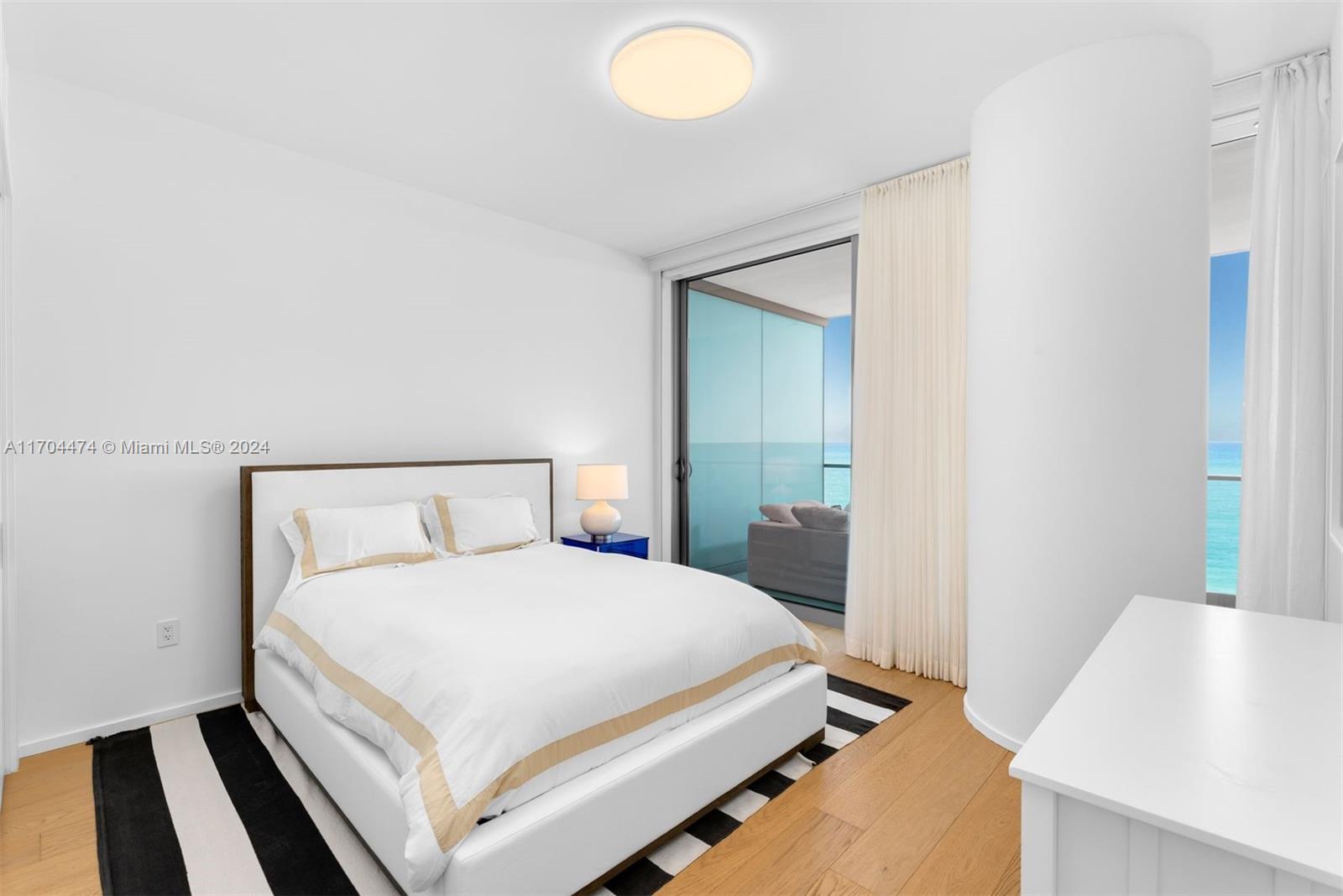 OCEANA BAL HARBOUR CONDO - Residential