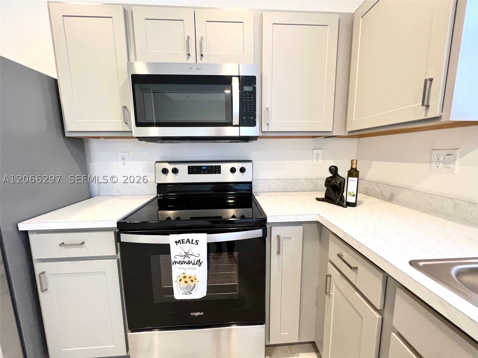 429 NE 12th Street 0
