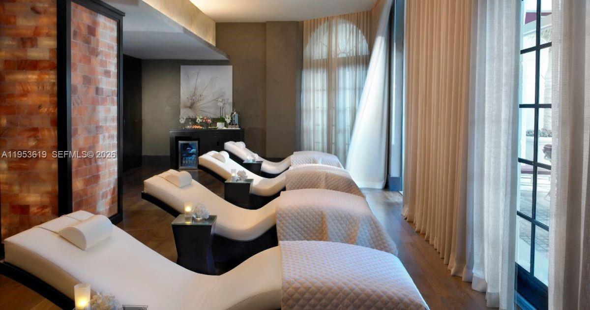 ACQUALINA OCEAN RESIDENCE - Residential