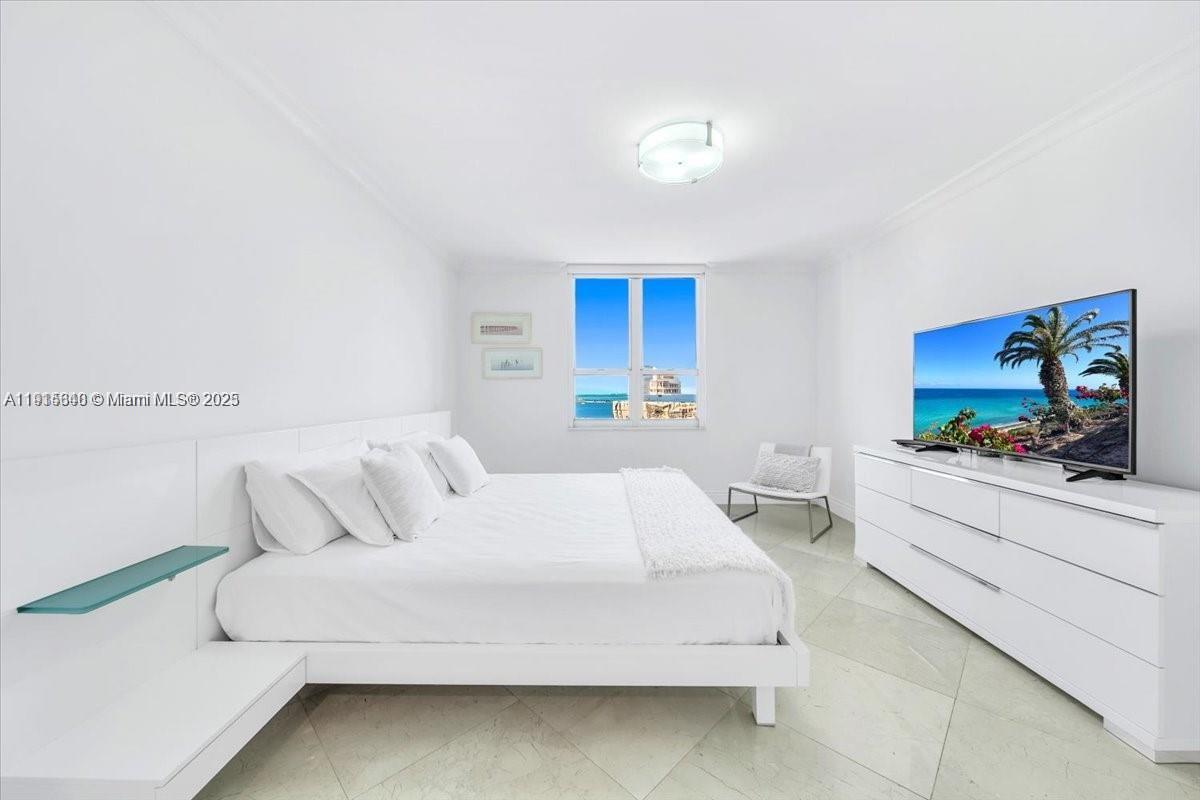 COURVOISIER COURTS CONDO - Residential Lease