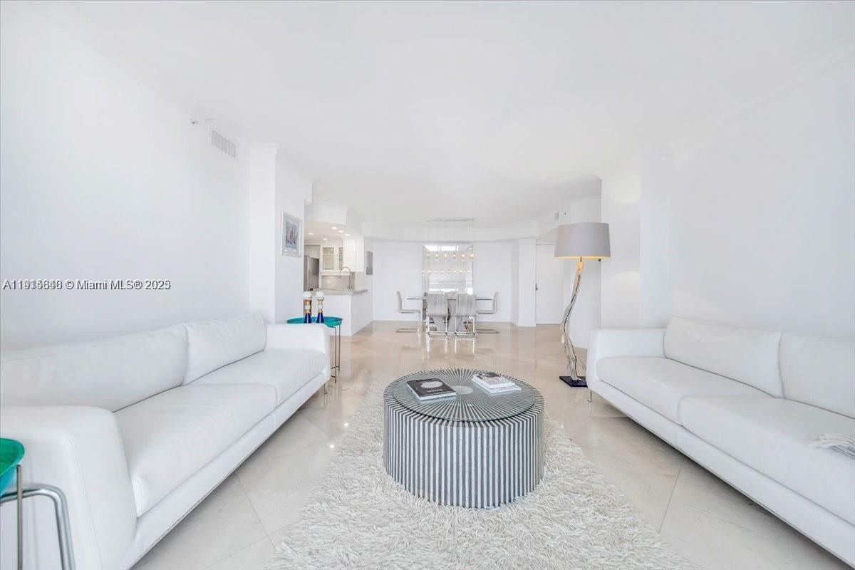 COURVOISIER COURTS CONDO - Residential Lease