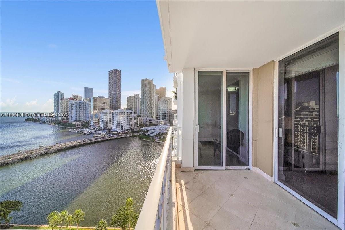 COURVOISIER COURTS CONDO - Residential Lease