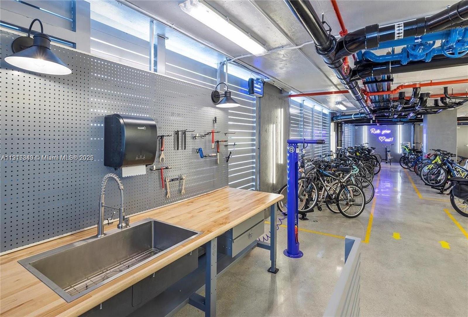 COURVOISIER COURTS CONDO - Residential Lease