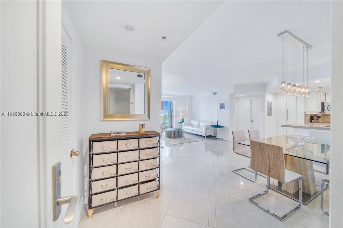 COURVOISIER COURTS CONDO - Residential Lease