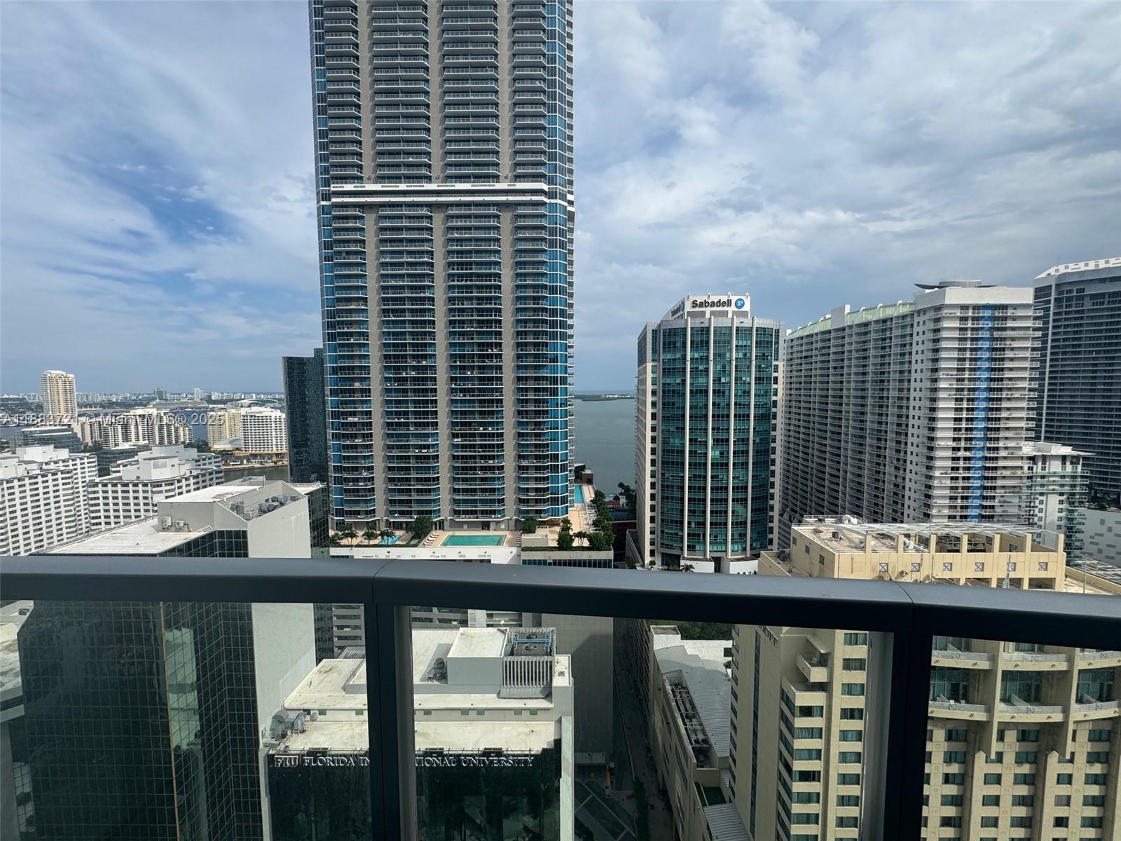 1060 BRICKELL CONDO - Residential Lease
