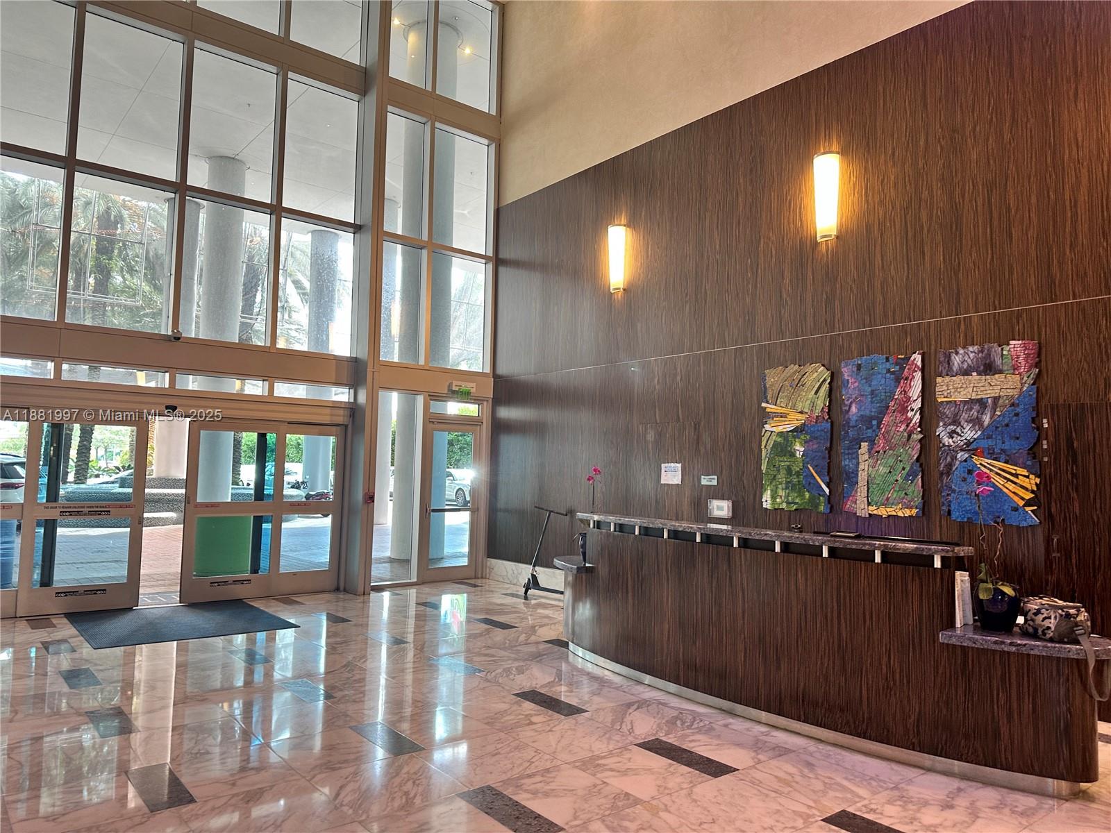 LATITUDE ON THE RIVER CON - Residential