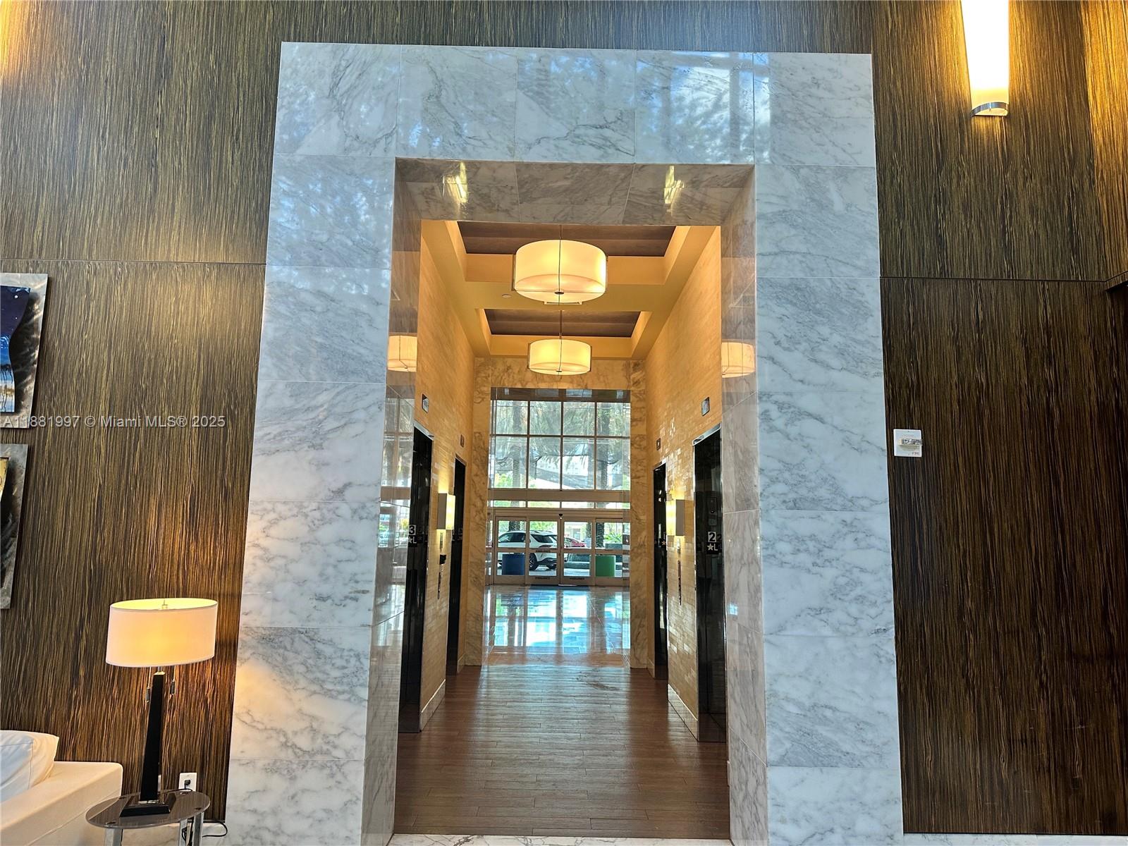 LATITUDE ON THE RIVER CON - Residential