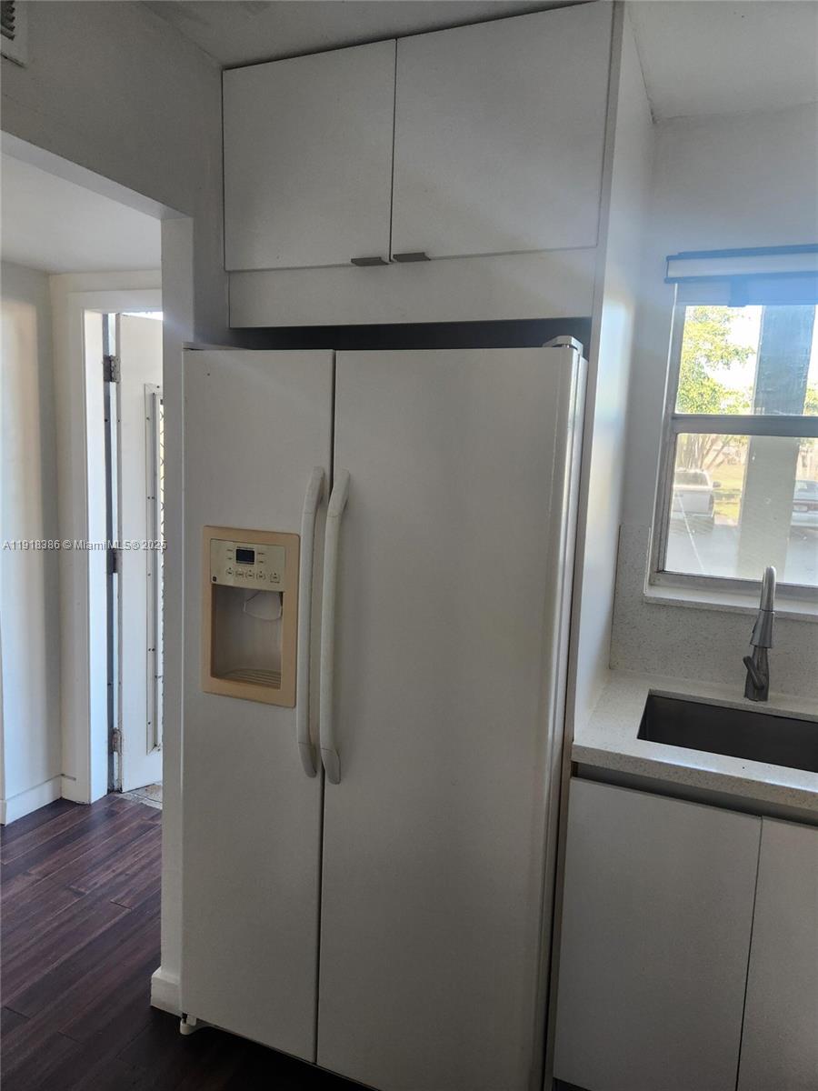 SUNRISE LAKES 51 CONDO - Residential Lease