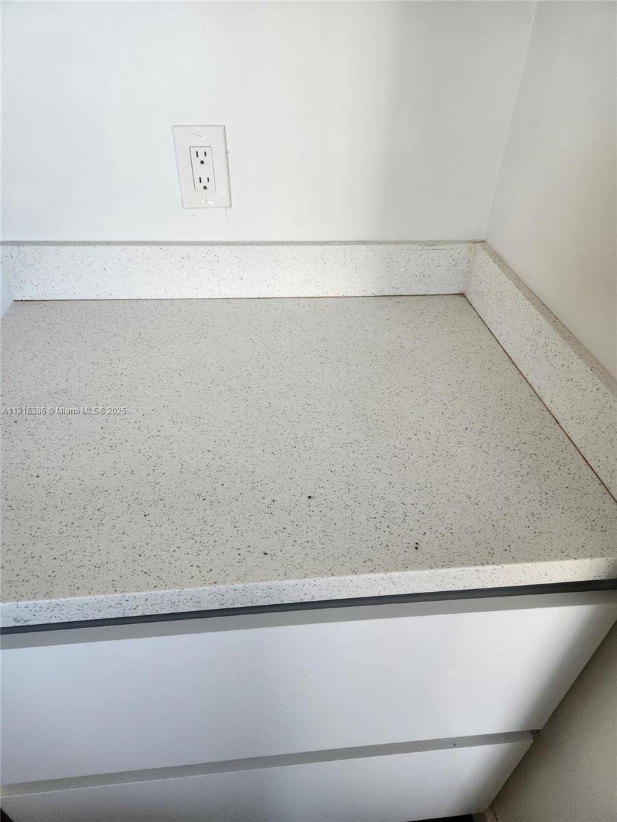 SUNRISE LAKES 51 CONDO - Residential Lease