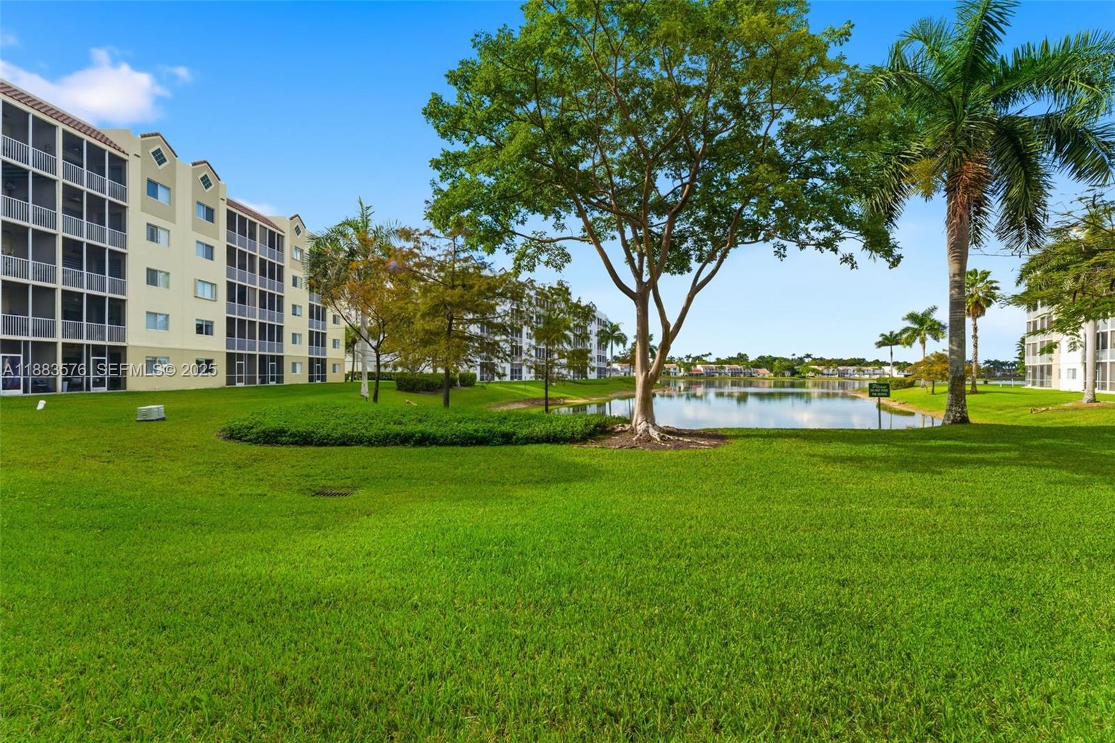 CAPTIVA CONDO E - Residential