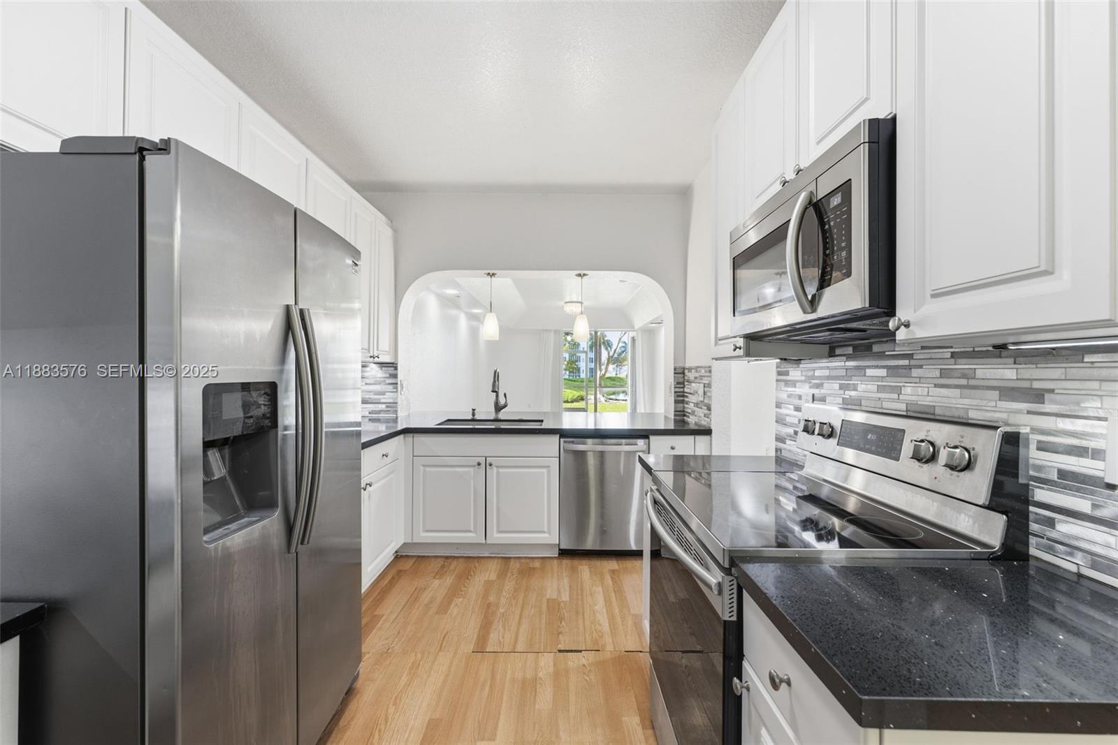 CAPTIVA CONDO E - Residential