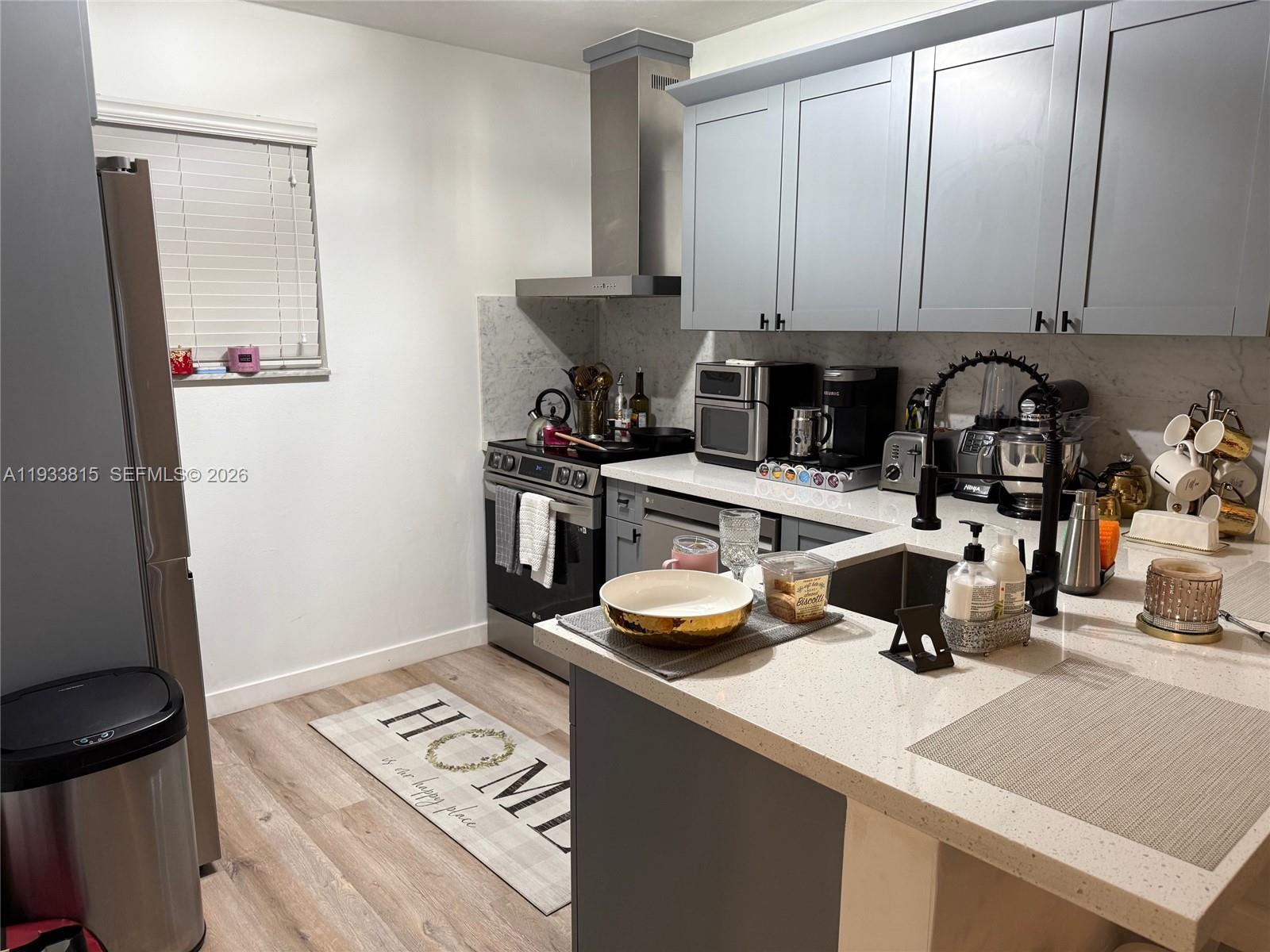 VILLAGE OF KINGS CREEK CO - Residential