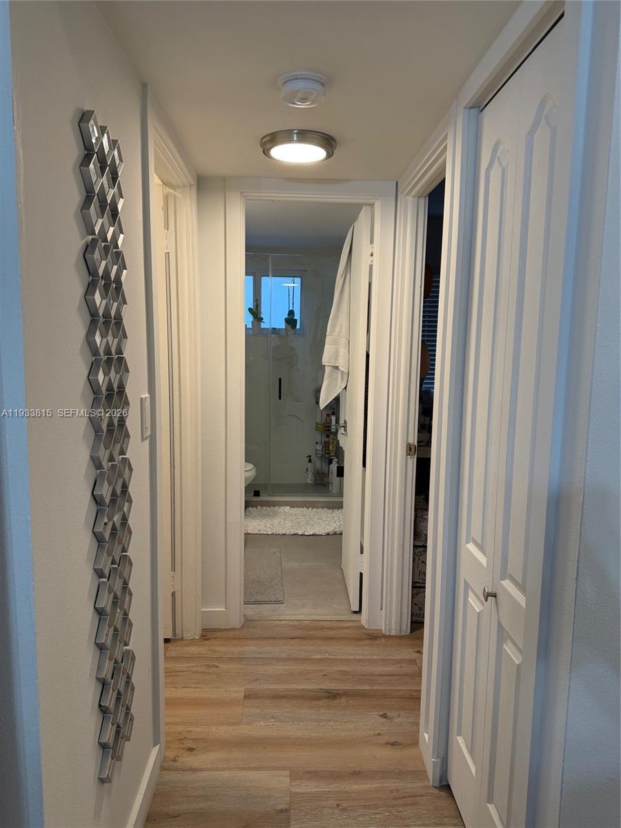 VILLAGE OF KINGS CREEK CO - Residential