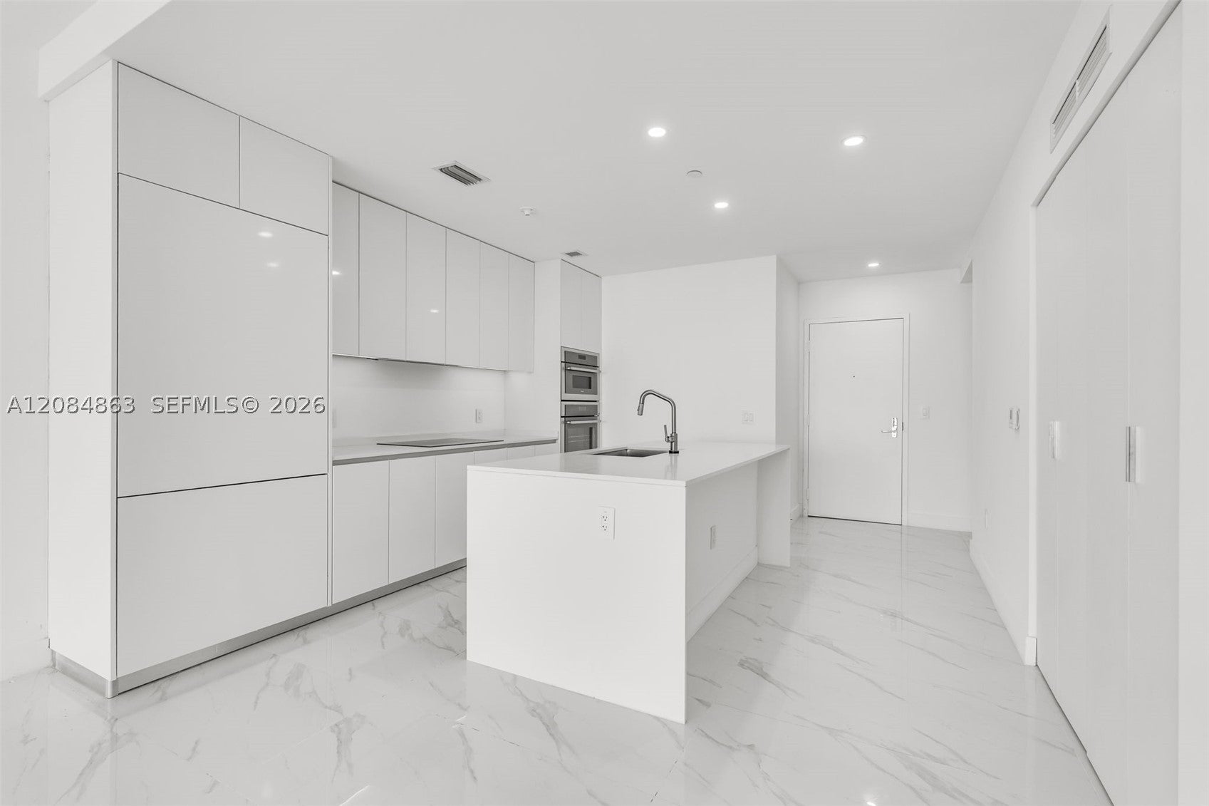 700 NE 24th St 1806