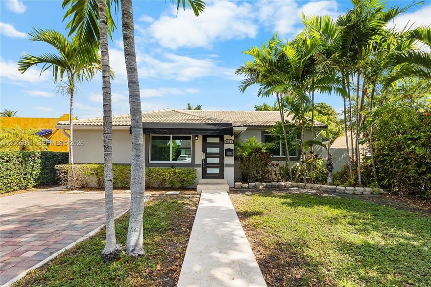 Beautiful single-family home located in the quiet and desirable Shenandoah neighborhood of Florida. This excellent property features impact windows, stainless steel appliances, a built-in closet walk-in, beautiful landscaping, and exceptional curb appeal. Well-maintained and move-in ready, the home offers comfortable living with easy access to Downtown Miami, Brickell, top-rated schools, shopping, dining, and major highways. A beautiful home in an excellent location that combines charm, convenience, and tranquility. Call the listing agent for an appointment!!