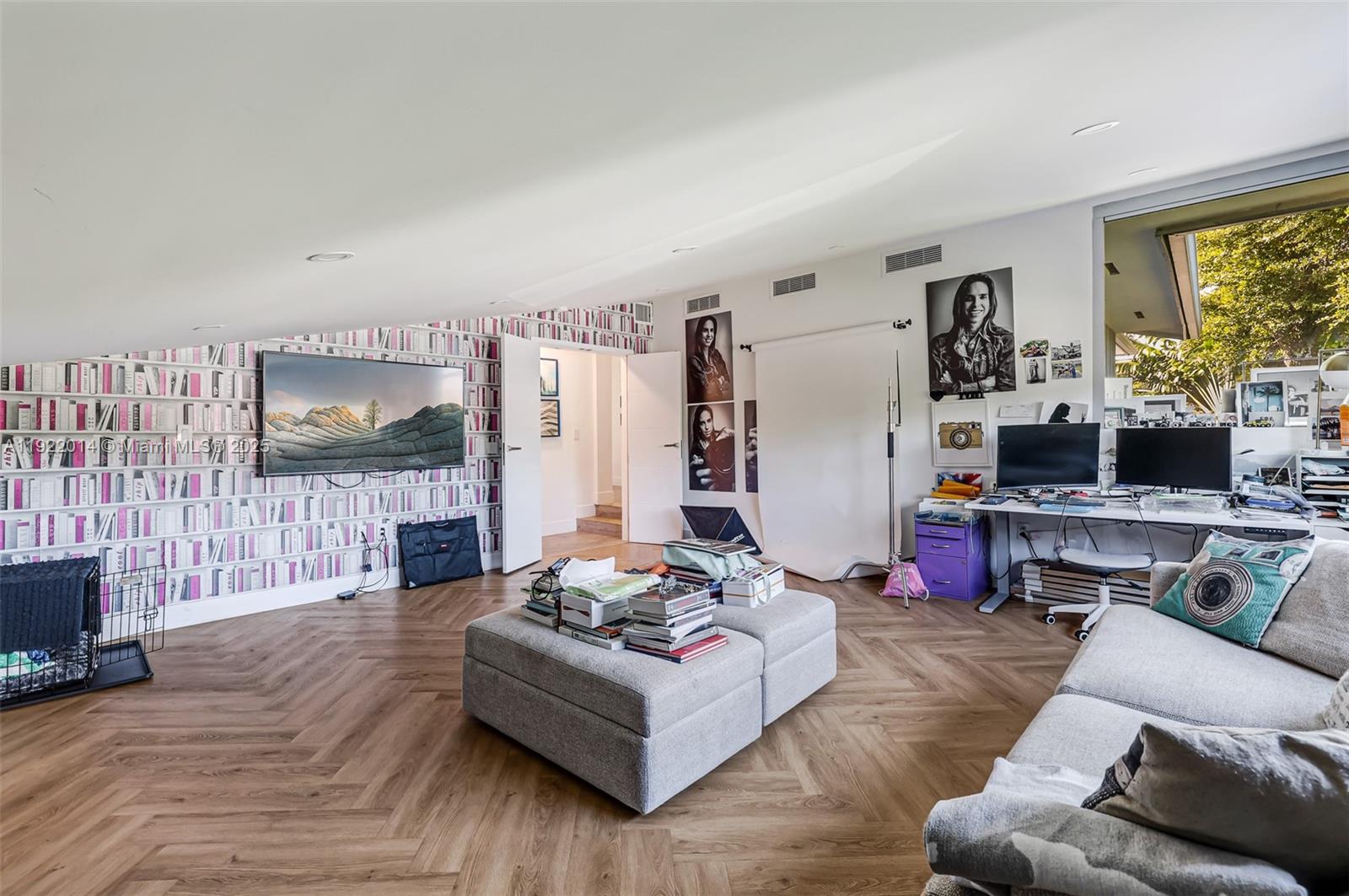 BAY HEIGHTS 1ST ADDN - Residential Lease