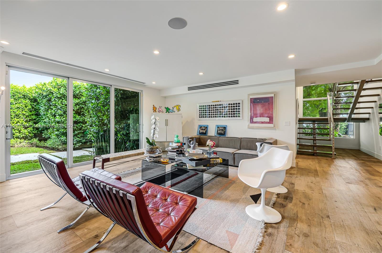 BAY HEIGHTS 1ST ADDN - Residential Lease