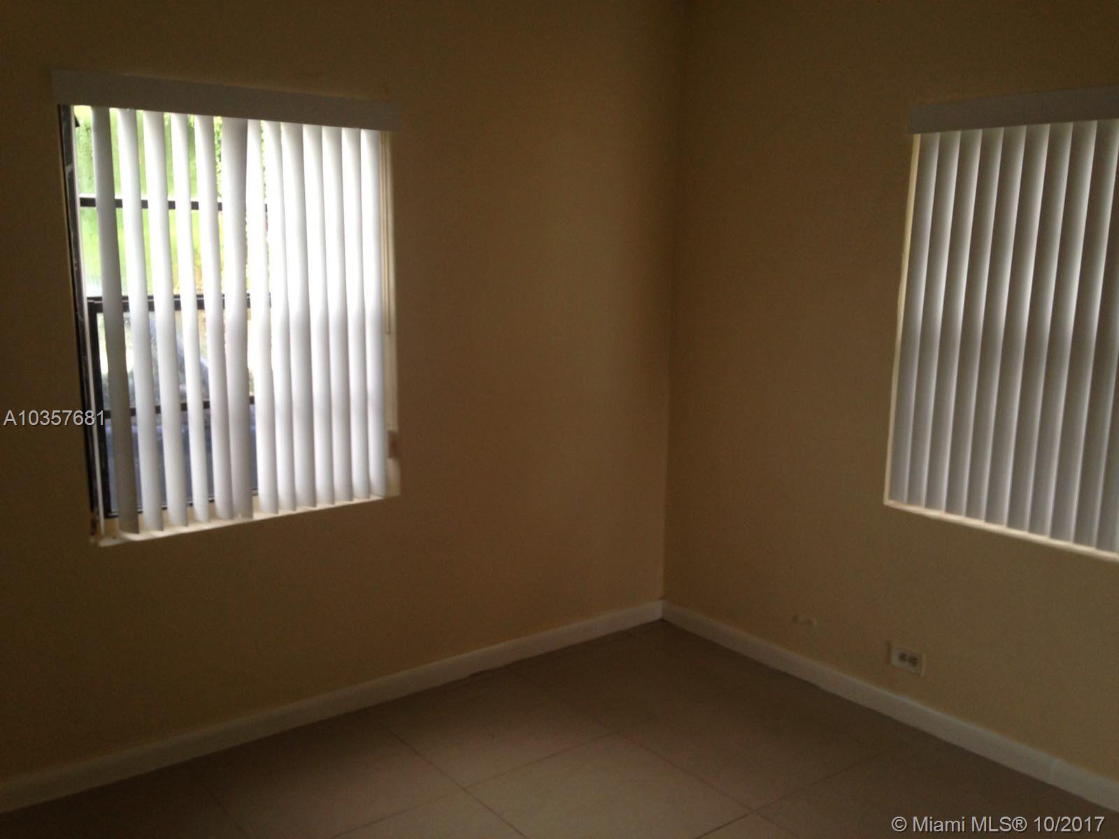 BUNCHE PARK - Residential Lease