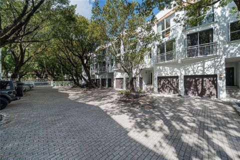 Photo of 325 Meridian Ave #5, Miami Beach, FL 33139 (MLS # A12021148)