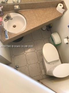 ROLLING GREEN CONDO F - Residential