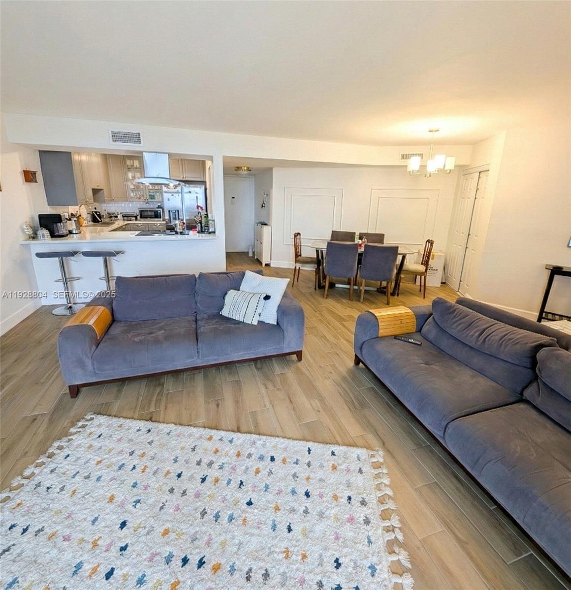 WILSHIRE CONDO - Residential Lease