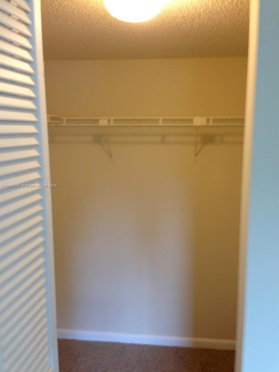 INVERRARY COUNTRY CLUB - Residential