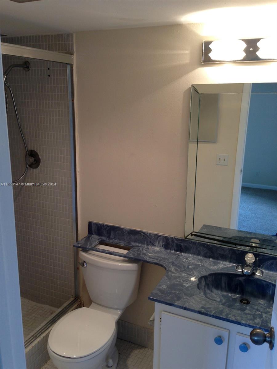 INVERRARY COUNTRY CLUB - Residential