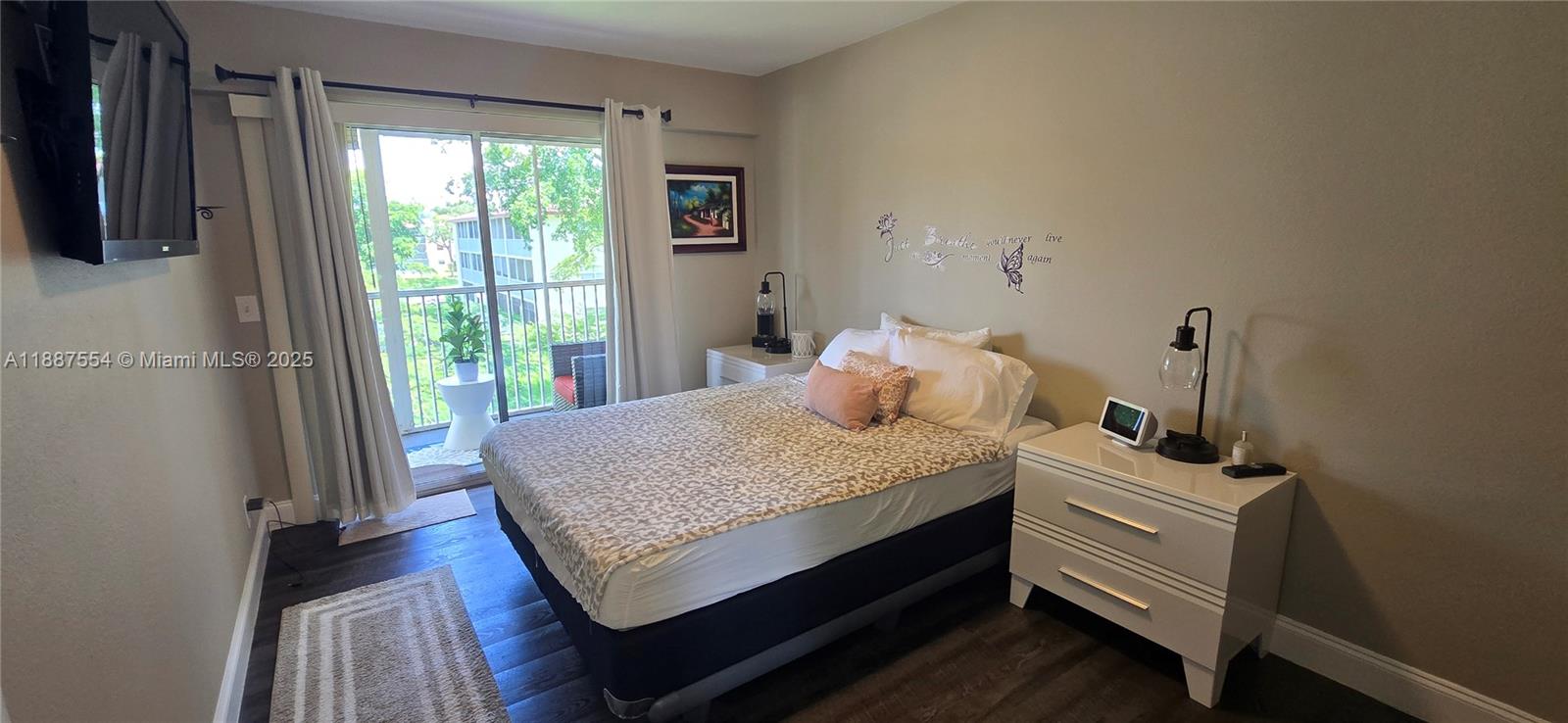 NEW HAMPTON AT CENTURY VI - Residential