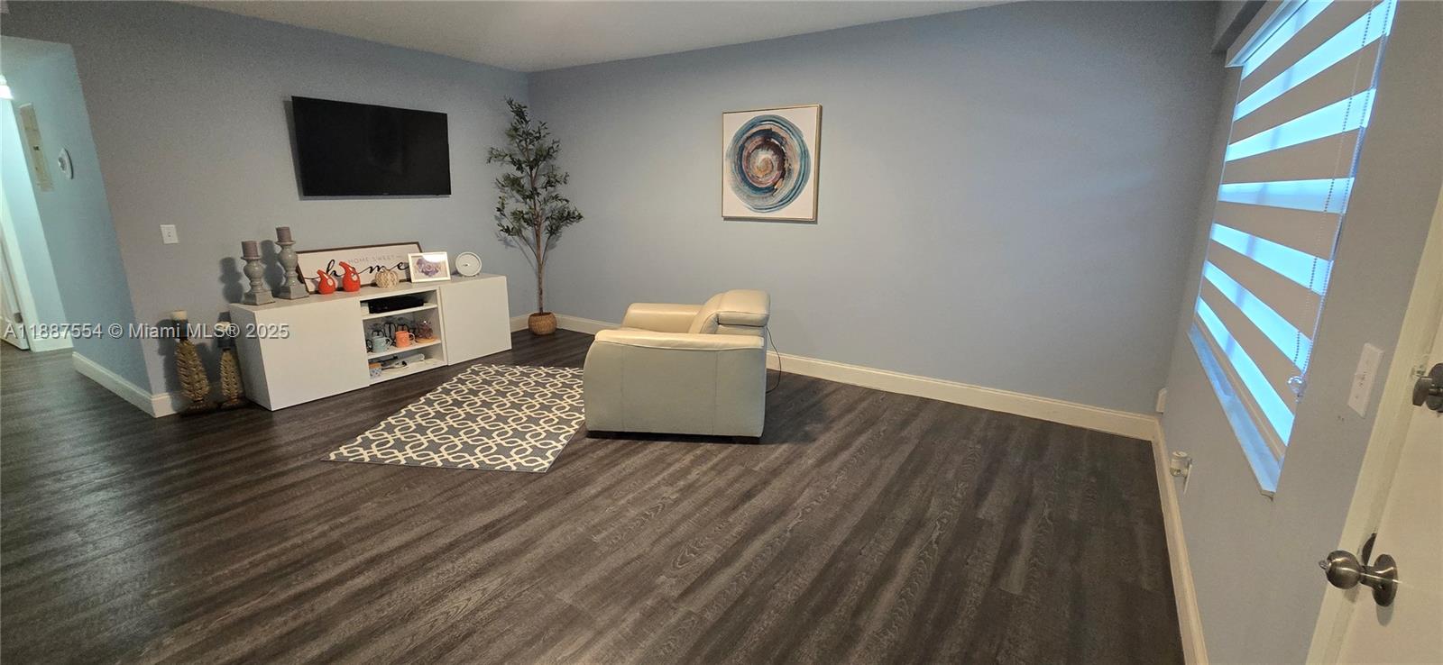 NEW HAMPTON AT CENTURY VI - Residential