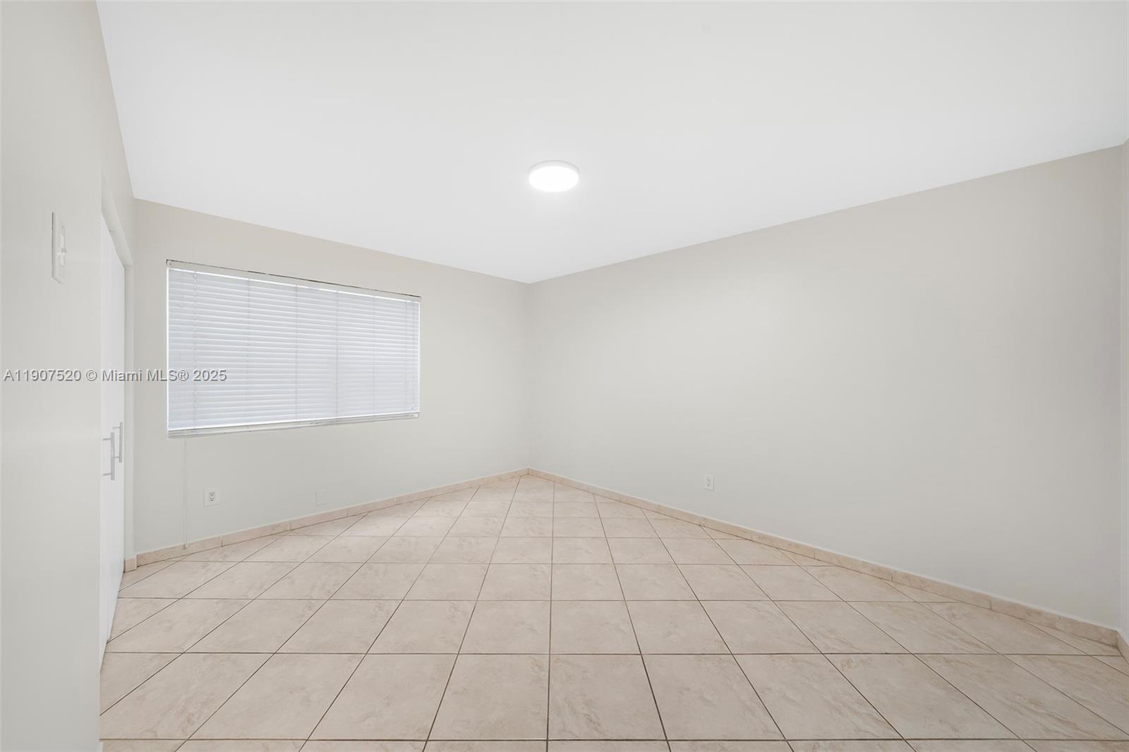 P & S APARTMENTS CONDO - Residential Lease