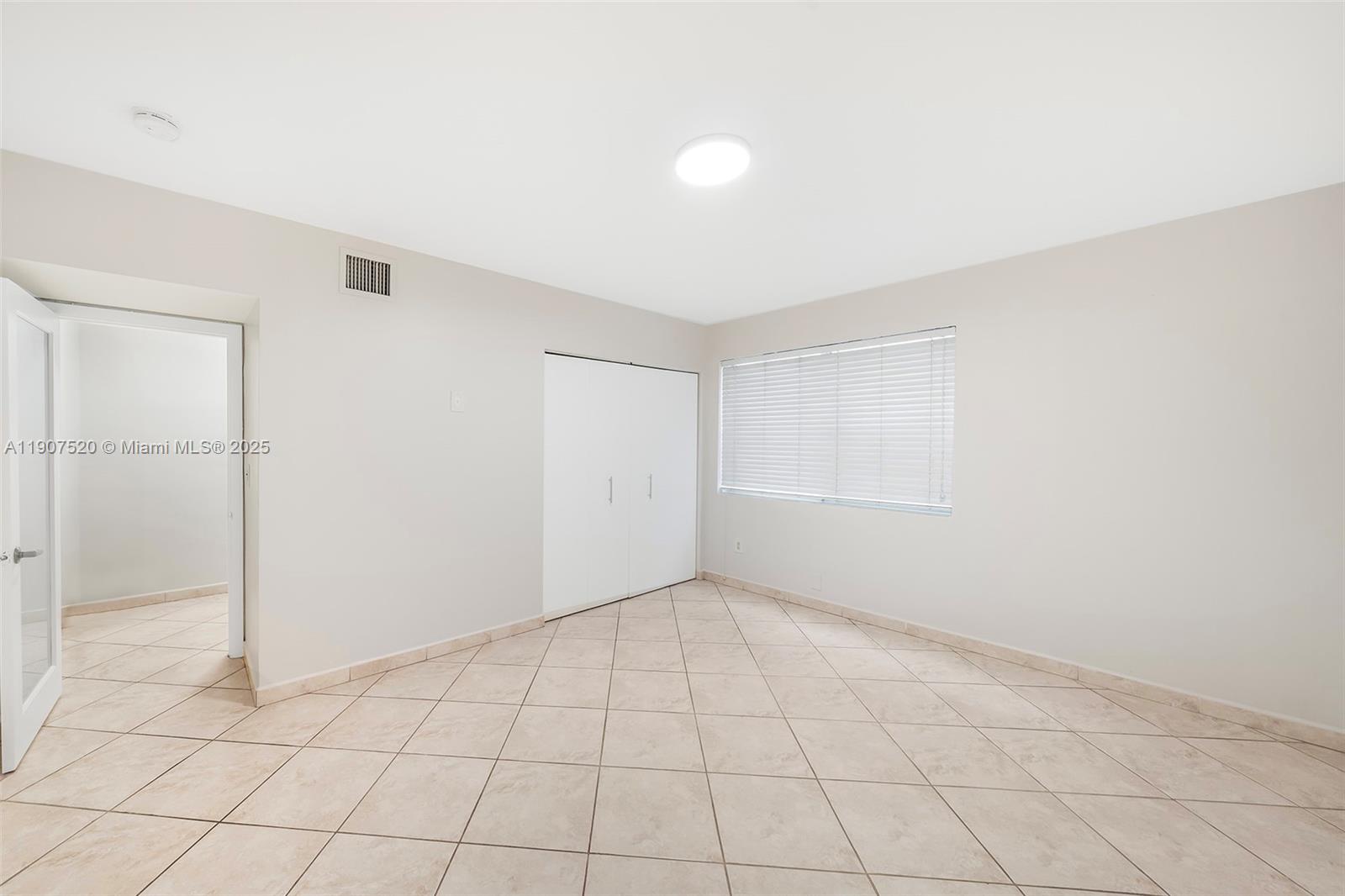 P & S APARTMENTS CONDO - Residential Lease