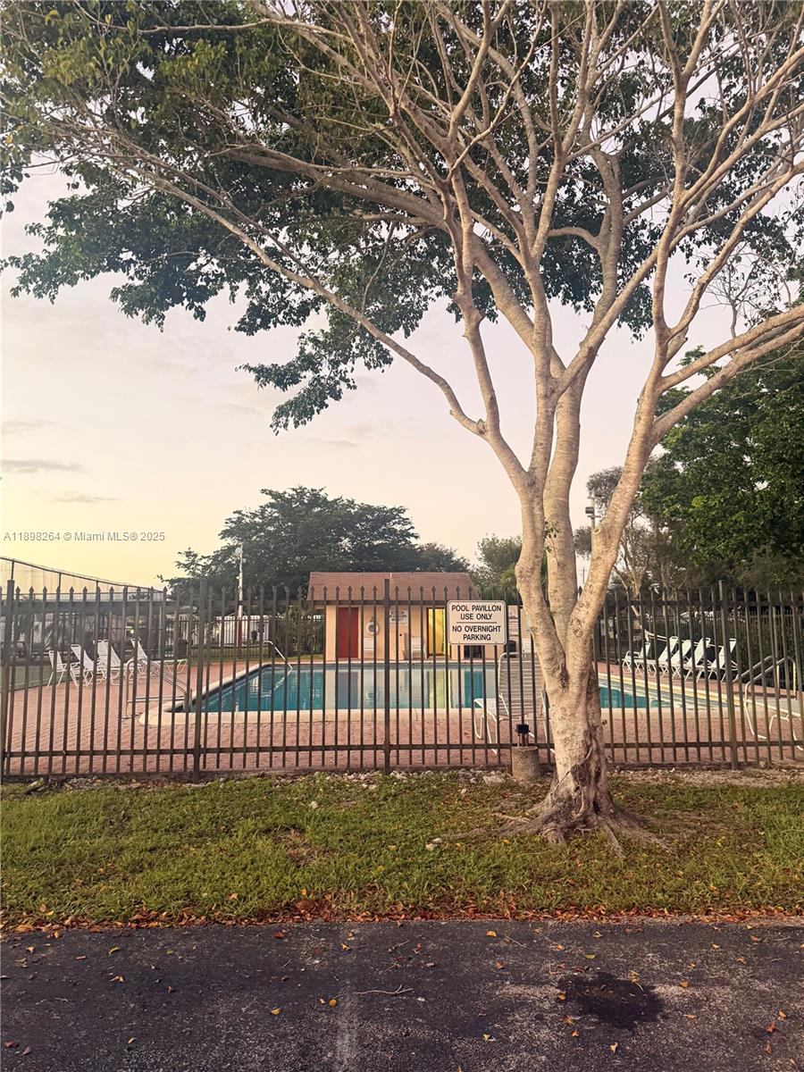HERITAGE CITY SEC 2 - Residential