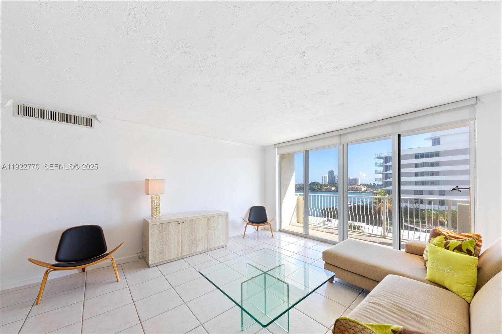 ISLAND POINTE CONDO - Residential